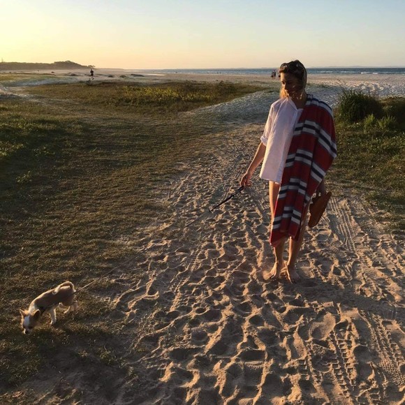 Meet your Posher, Maddison - Picture 1 of 1